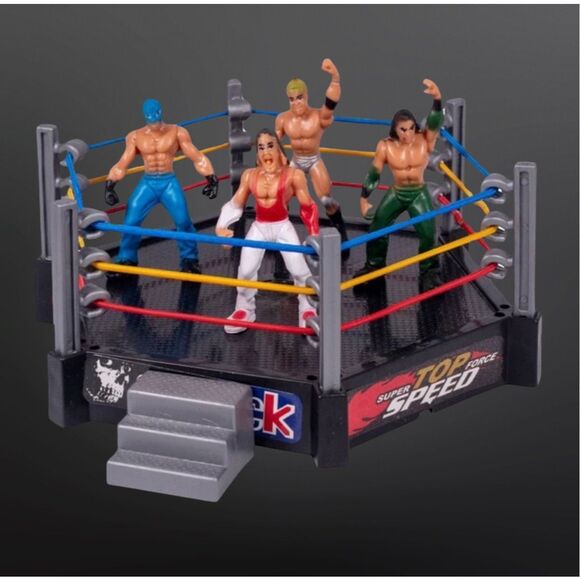 King Of Wrestlers Play-Set 12 Mini Wrestler 2 Rings & Accessories - Picture 4 of 6